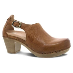 Dansko Women's Sassy - Tan Milled Burnished