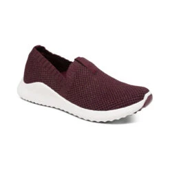 Aetrex Women's Angie Arch Support Sneaker - Burgundy