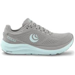Topo Athletic Women's Phantom 3 - Grey / Stone