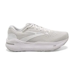 Brooks Women's Ghost Max - White / Oyster / Metallic Silver