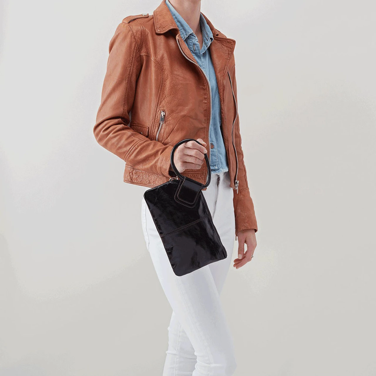 Hobo Sable Wristlet - Black - Image 4