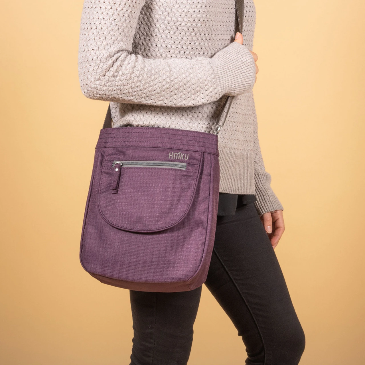 Haiku Jaunt - Blackberry - Image 2