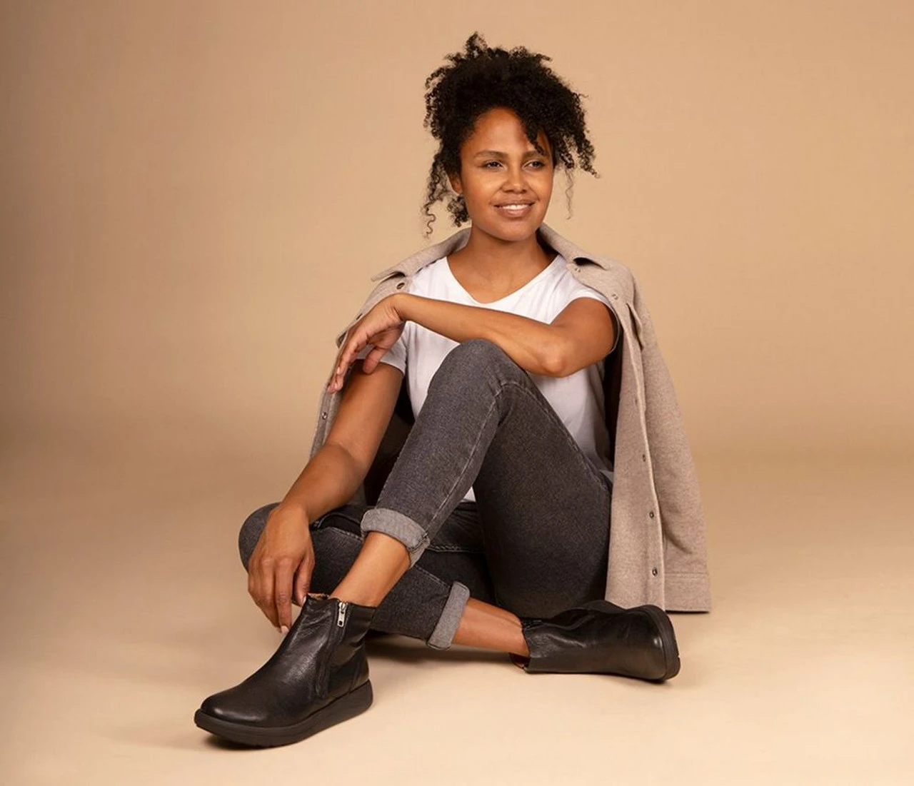 Strive Women's Bamford II - Black - Image 4